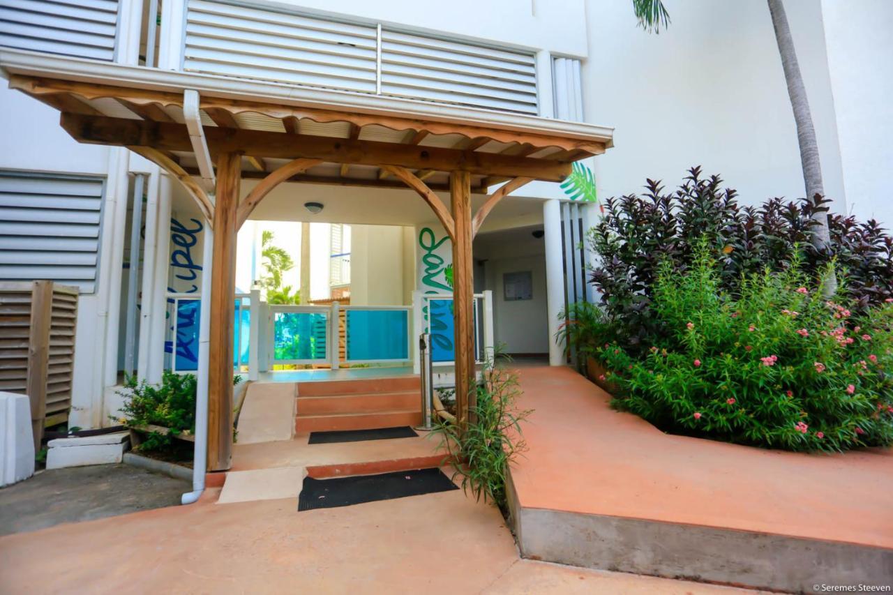 Studio CHIC avec son accès plage et sans coupure d'eau Le Gosier  Esterno foto